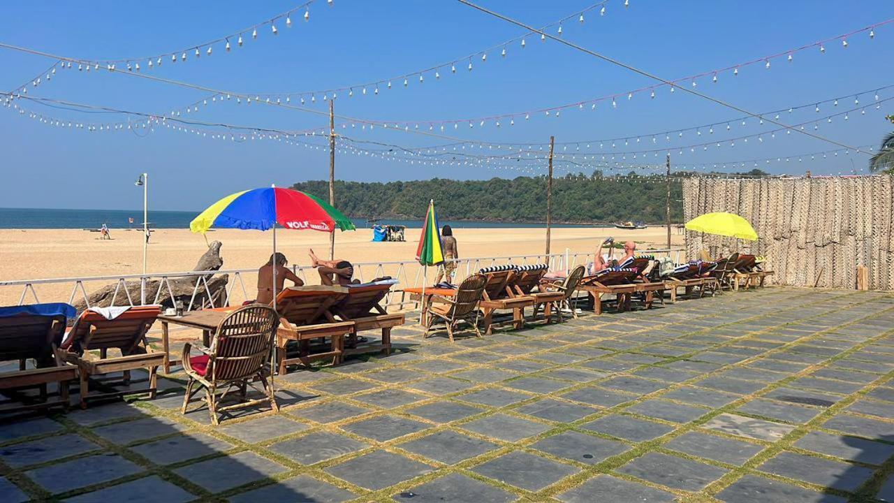Om Sai Beach Huts Hotel Агонда Екстериор снимка